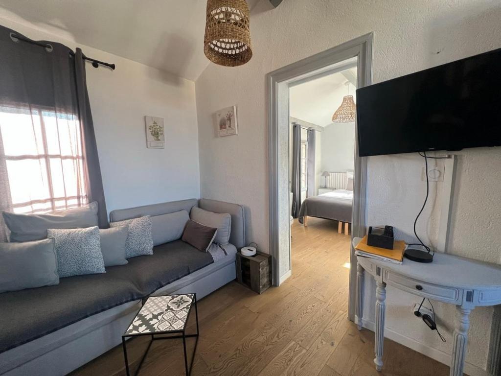 Appartement A 50 M De La Place Aux Herbes 위제 외부 사진